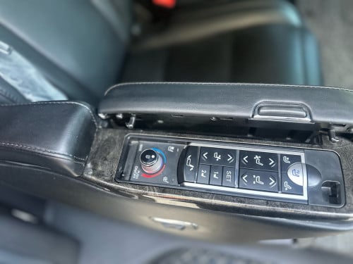 Alphard 2012 កៅអីចុច2 កៅម៉ាស្សារ អត់បុកប៉ះ ម៉ាសុីនអេម