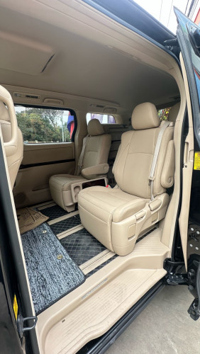 Alphard option G រៀបចំហើយ លក់បន្ទាន់