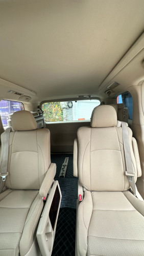 Alphard option G រៀបចំហើយ លក់បន្ទាន់