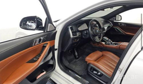 BMW X6 M50i 2021