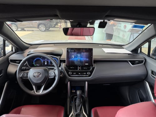 Corolla Cross HEV 2024