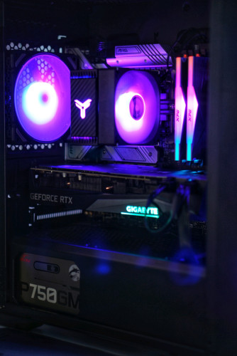 CPU i5 13th / RTX 3070 / RAM 32GB