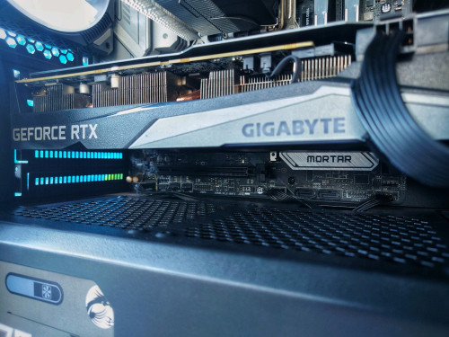 CPU i5 13th / RTX 3070 / RAM 32GB