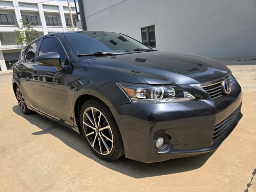 CT 200h Full Premium Gray Colour
