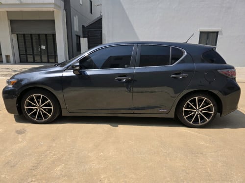 CT 200h Full Premium Gray Colour
