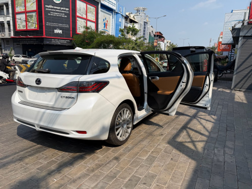 CT200H 2011 បង់មុន5000$