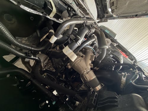 Ford Wildtrak 2023 សុីន១ជុំ​ ស្គត់១ជុំ​ ម្ចាស់ដេីម 35000km