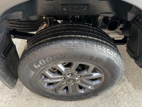 Ford Wildtrak 2023 សុីន១ជុំ​ ស្គត់១ជុំ​ ម្ចាស់ដេីម 35000km