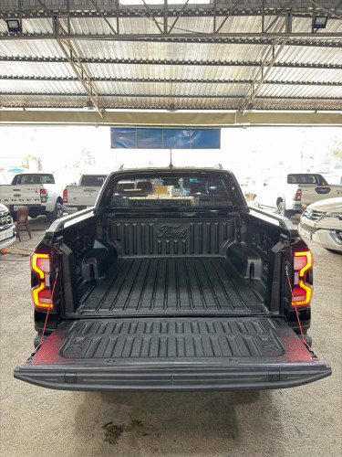 Ford Wildtrak 2023 សុីន១ជុំ​ ស្គត់១ជុំ​ ម្ចាស់ដេីម 35000km