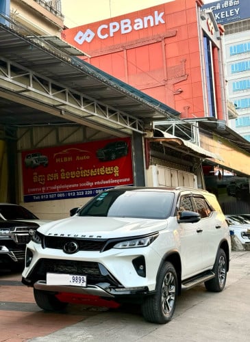 Fortuner 2022 Legender ហ្សុីន១ជុំ ថ្មីណាស់