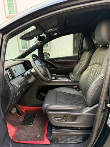 GAC GN8 up Black edition
