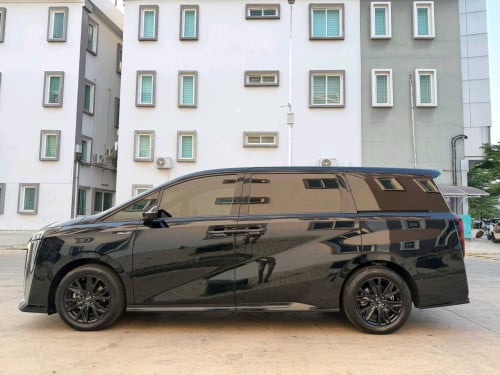 GAC GN8 up Black edition