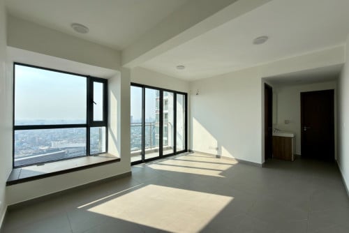 HIGH FLOOR Spacious 1 BEDROOM for Sale in Urban Village Phase 2
