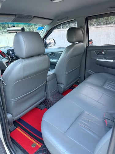 HILUX VIGO 2012 អូតូកាពីតាស់ ឡានក្រុមហ៊ុន