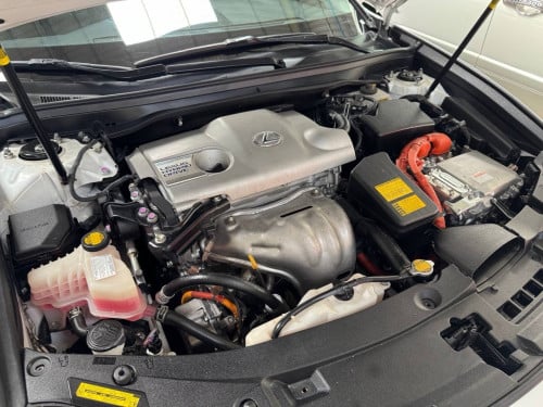 Lexus ES300h 013 Full Option ពណ៌​សកាំម៉ៃ​ (សន្លឹក​ពន្ធ)