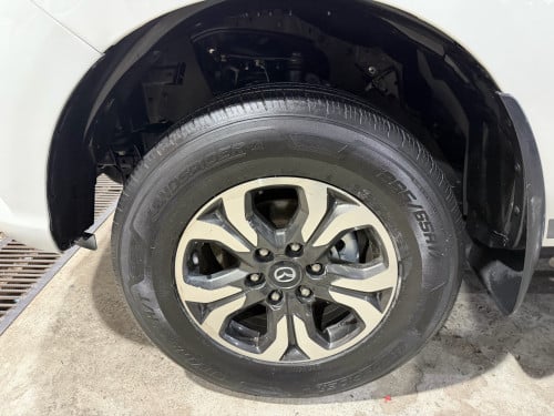 Mazda BT-50 ម៉ាសុីនធំ 3.2L​ អូតូកាពីតាស់