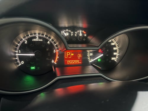 Mazda BT-50 ម៉ាសុីនធំ 3.2L​ អូតូកាពីតាស់