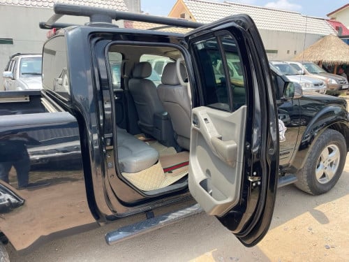 Nissan Frontier 07 សាំងហ្កាស់ទ្រុងវែងឡានស្អាត