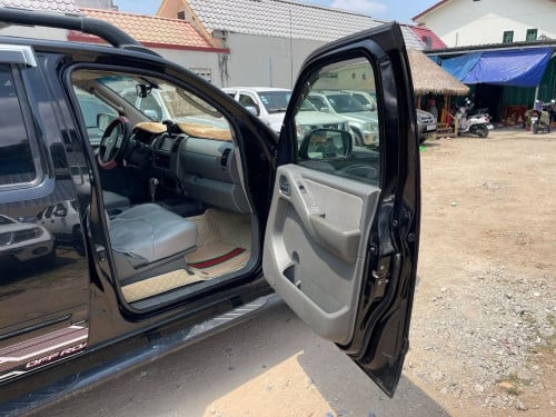 Nissan Frontier 07 សាំងហ្កាស់ទ្រុងវែងឡានស្អាត