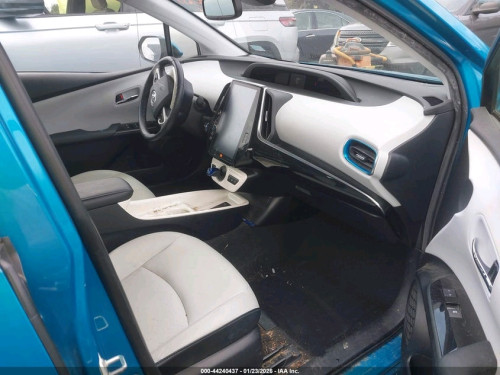 Prius Prim018 Full advance Plug in