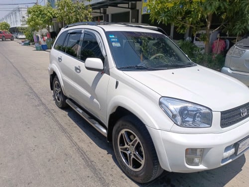 RAV4 2003 ឡាននៅសាណុំទាំងអស់