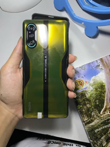 Redmi k40 gaming 256G global មានប្រអប់ ឆ្នាំងសាក លក់ហើយ original 67w 140$