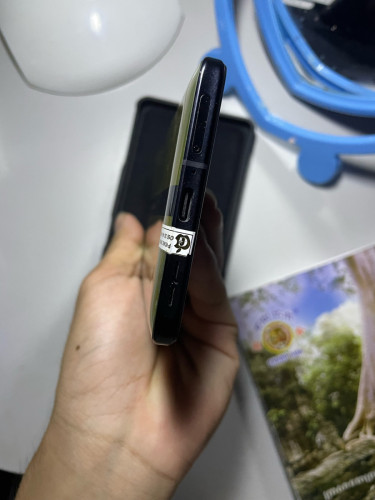 Redmi k40 gaming 256G global មានប្រអប់ ឆ្នាំងសាក លក់ហើយ original 67w 140$