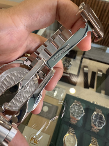 TAG HEUER Aquaracer Professional 300m Blue