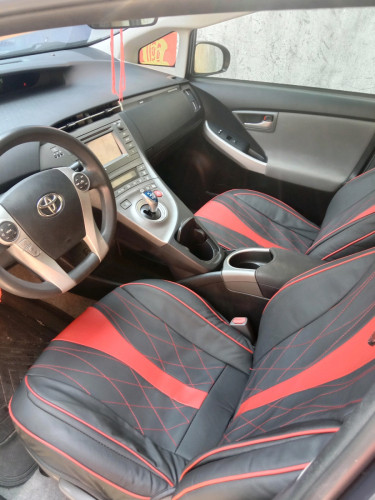 TOYOTA Prius2014Blugin 0ption3 ឈ្មោះម្ចាស់ផ្ទាល់មេឡានមិនបុកមិនប៉ះមិនច្រេះឡានមូលសុីនមួយជុំតំលៃចចារ