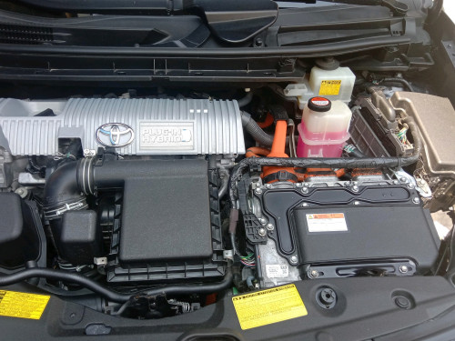 TOYOTA Prius2014Blugin 0ption3 ឈ្មោះម្ចាស់ផ្ទាល់មេឡានមិនបុកមិនប៉ះមិនច្រេះឡានមូលសុីនមួយជុំតំលៃចចារ