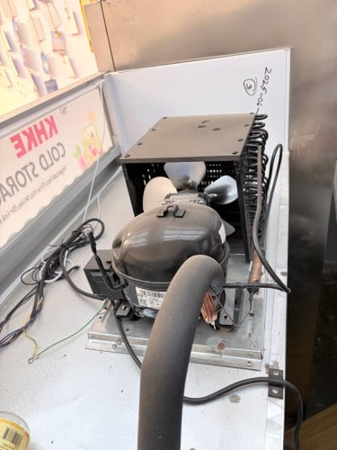 Upright Freezer 4 door
