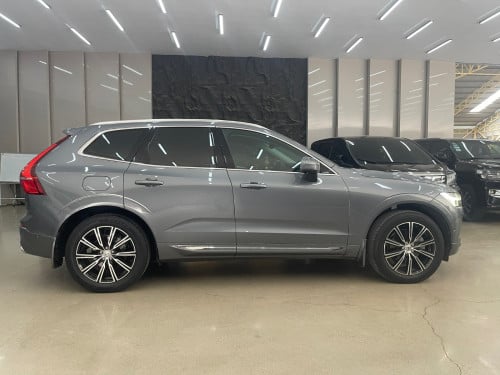 VOLVO XC60 T5 ឆ្នាំ2018 ឡានខ្លាញ់គោស្រុកខ្មែរ ហ្សីន1ជុំ