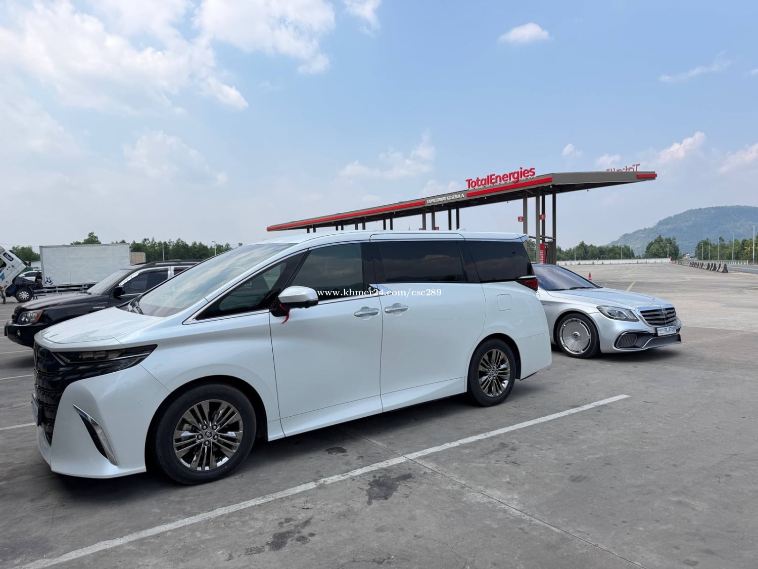 TOYOTA ALPHARD 2024-25