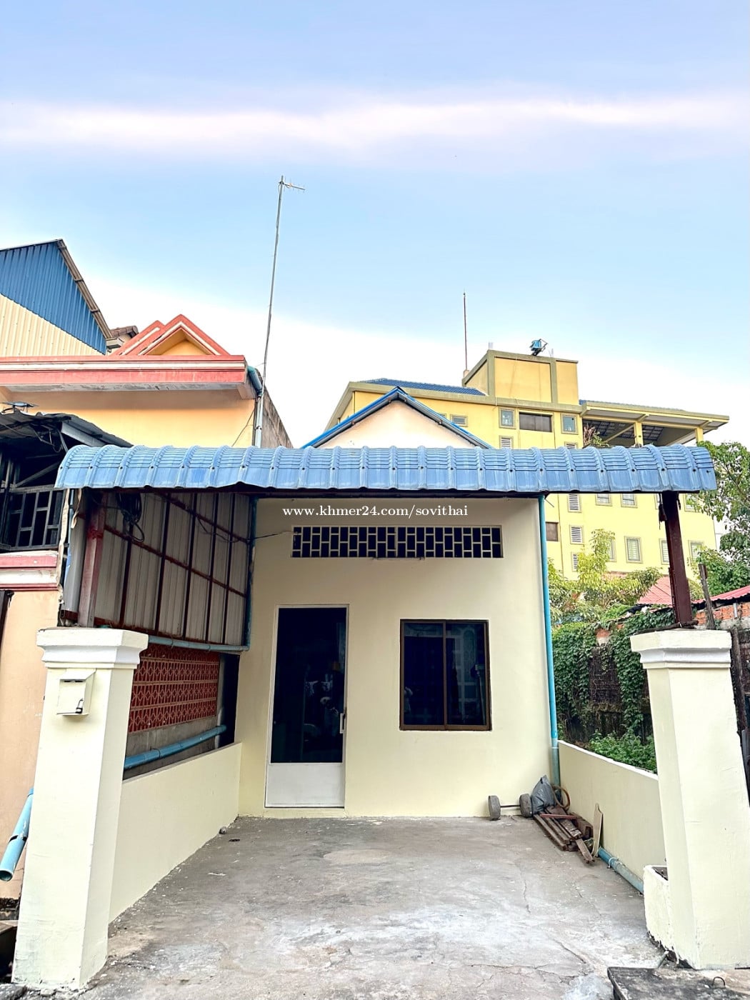 ផ្ទះលក់ជិតចំការព្រីង