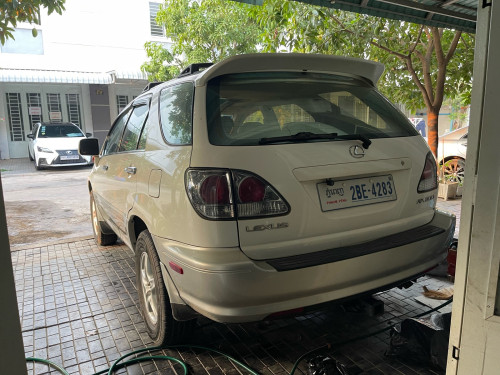 លក់បន្ទាន់