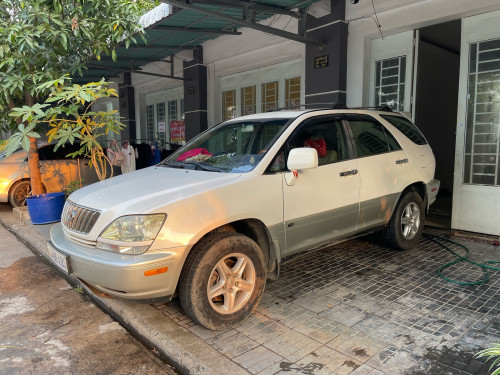 លក់បន្ទាន់