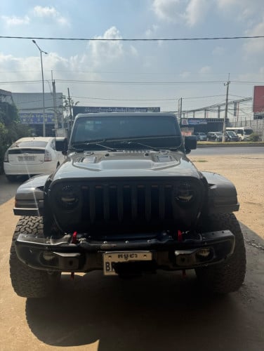 ឡានជិះផ្ទាល់ខ្លួន