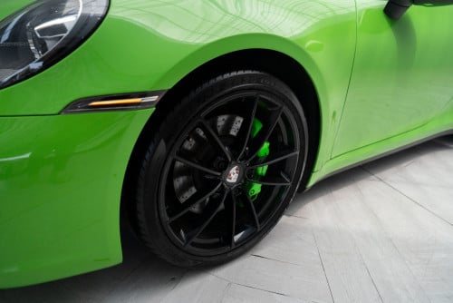 𝘗𝘰𝘳𝘴𝘤𝘩𝘦 911 𝘊𝘢𝘳𝘳𝘦𝘳𝘢 4𝘴 (992 𝘨𝘦𝘯𝘦𝘳𝘢𝘵𝘪𝘰𝘯)