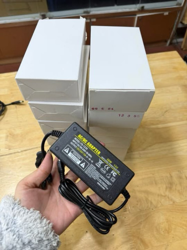 - Adapter 12V 3A 36W (5.5*2.5) White Box ថ្មីប្រអប់ ឥវ៉ានស្ដុកថ្មីបងៗ មានការធានា1ខែ ពេញបងៗ  អ