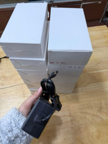 - Adapter 12V 3A 36W (5.5*2.5) White Box ថ្មីប្រអប់ ឥវ៉ានស្ដុកថ្មីបងៗ មានការធានា1ខែ ពេញបងៗ  អ