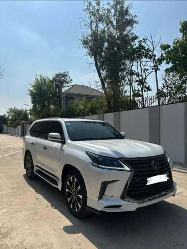 រថយន្តLexus Lx570 មួយគ្រឿងនេះស្អាតញាក់ទឹកថ្នាំសុីនមួយជុំ✅