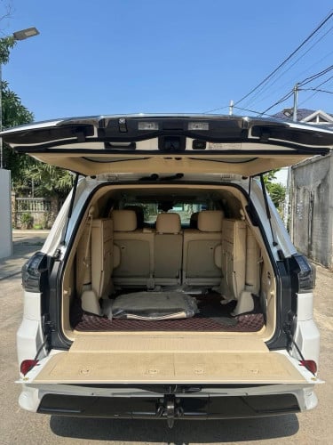 រថយន្តLexus Lx570 មួយគ្រឿងនេះស្អាតញាក់ទឹកថ្នាំសុីនមួយជុំ✅