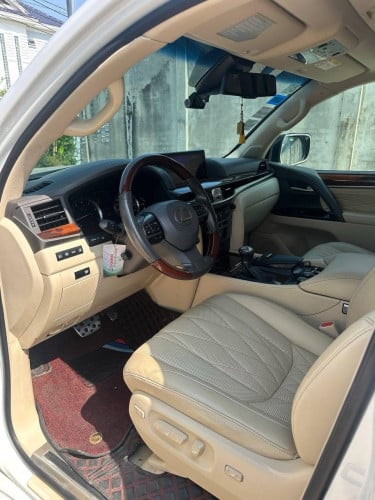 រថយន្តLexus Lx570 មួយគ្រឿងនេះស្អាតញាក់ទឹកថ្នាំសុីនមួយជុំ✅