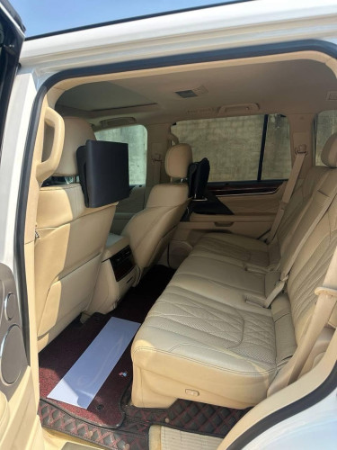 រថយន្តLexus Lx570 មួយគ្រឿងនេះស្អាតញាក់ទឹកថ្នាំសុីនមួយជុំ✅