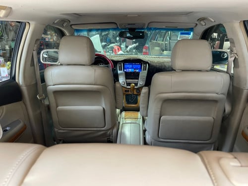 ទេីបយកមកមួយទៀត​ LEXUS RX400h ឆ្នាំ06​  ឈ្មោះ​ម្ចាស់​ដើម​  ពណ៌​ទឹកមាស​
