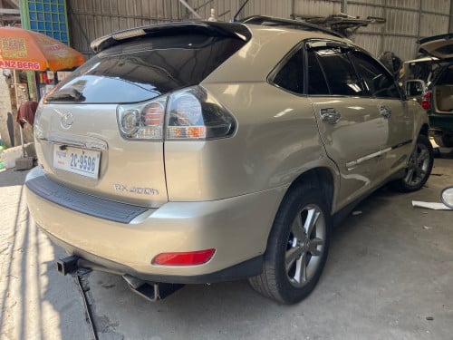 ទេីបយកមកមួយទៀត​ LEXUS RX400h ឆ្នាំ06​  ឈ្មោះ​ម្ចាស់​ដើម​  ពណ៌​ទឹកមាស​