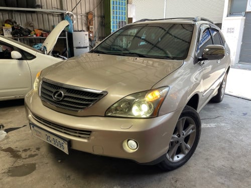 ទេីបយកមកមួយទៀត​ LEXUS RX400h ឆ្នាំ06​  ឈ្មោះ​ម្ចាស់​ដើម​  ពណ៌​ទឹកមាស​