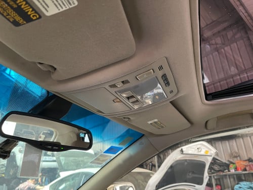 ទេីបយកមកមួយទៀត​ LEXUS RX400h ឆ្នាំ06​  ឈ្មោះ​ម្ចាស់​ដើម​  ពណ៌​ទឹកមាស​