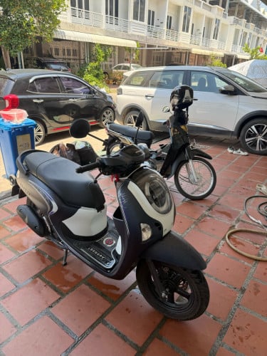 ម៉ូតូលក់ប្រញាប់លុយ  scoopy 025