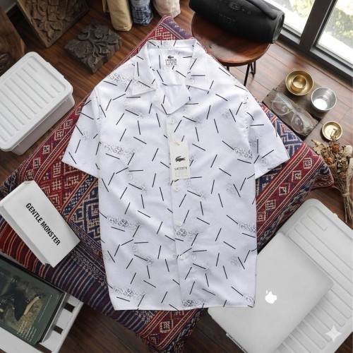 អាវក្រណាតដៃខ្លី / Short-sleeve button-up shirt